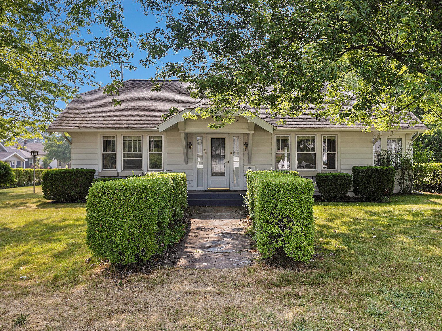 28 Pioneer St, Battle Creek, MI 49015 Zillow
