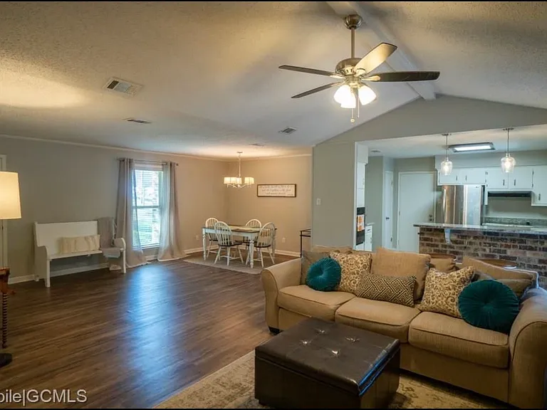 2605 Venaro Ct — Photo 9