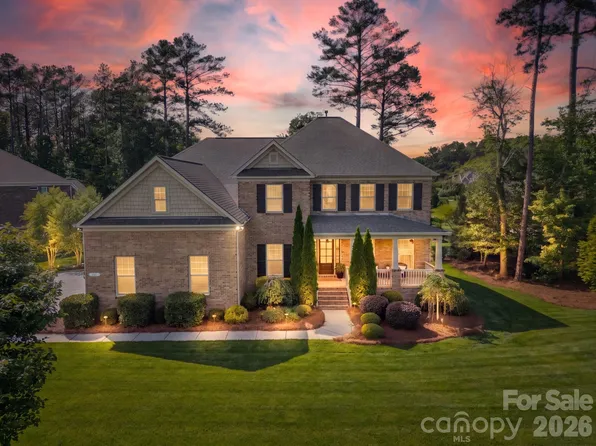 701 Copper Tree Ln, Waxhaw, NC 28173