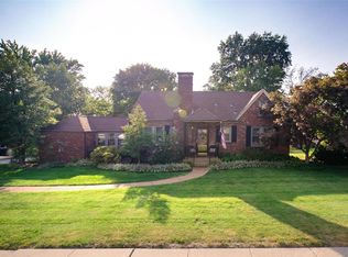 9733 Sappington Rd, Saint Louis, MO 63128