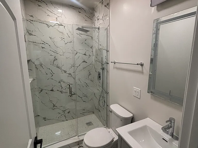 17 N Austin Blvd #1 — Photo 5