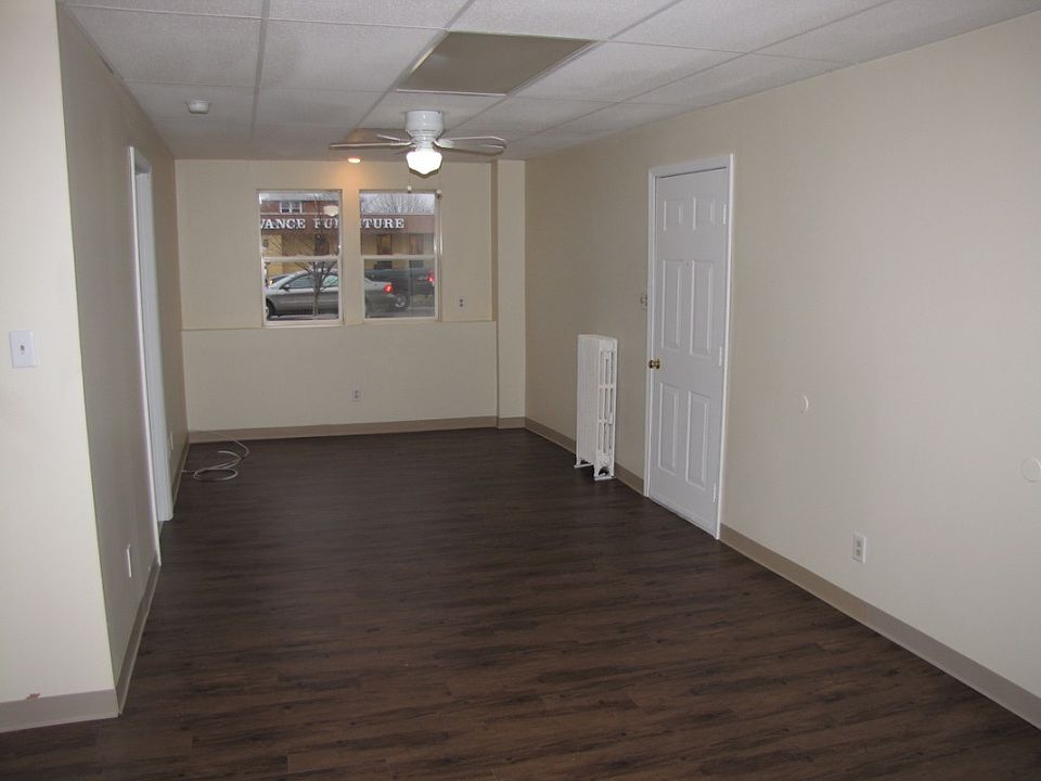 1st image of 2520 Elmwood Ave APT 1