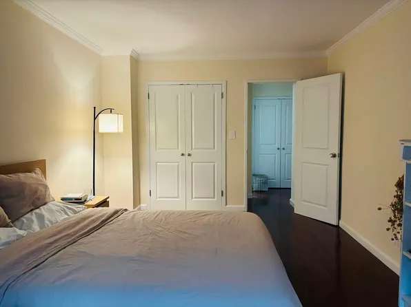 460 East 79th Street image 1 of 9