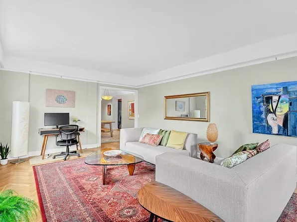 120 Cabrini Blvd APT 44, New York, NY 10033