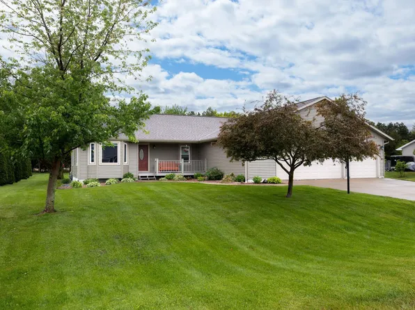N8343 McWain Dr, Holmen, WI 54636