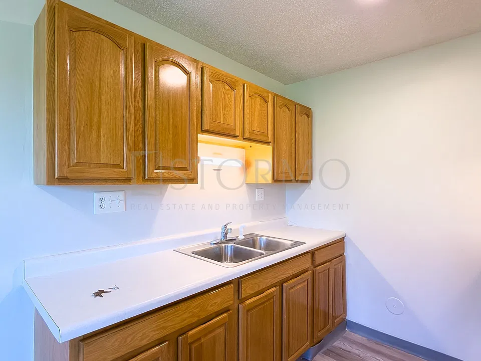 365 Baldwin Ave NW