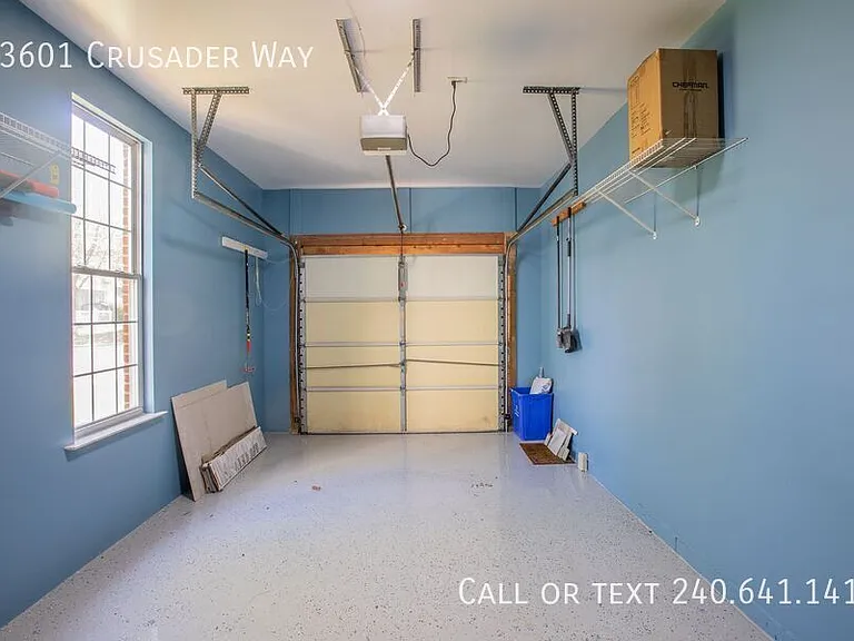 13601 Crusader Way — Photo 30