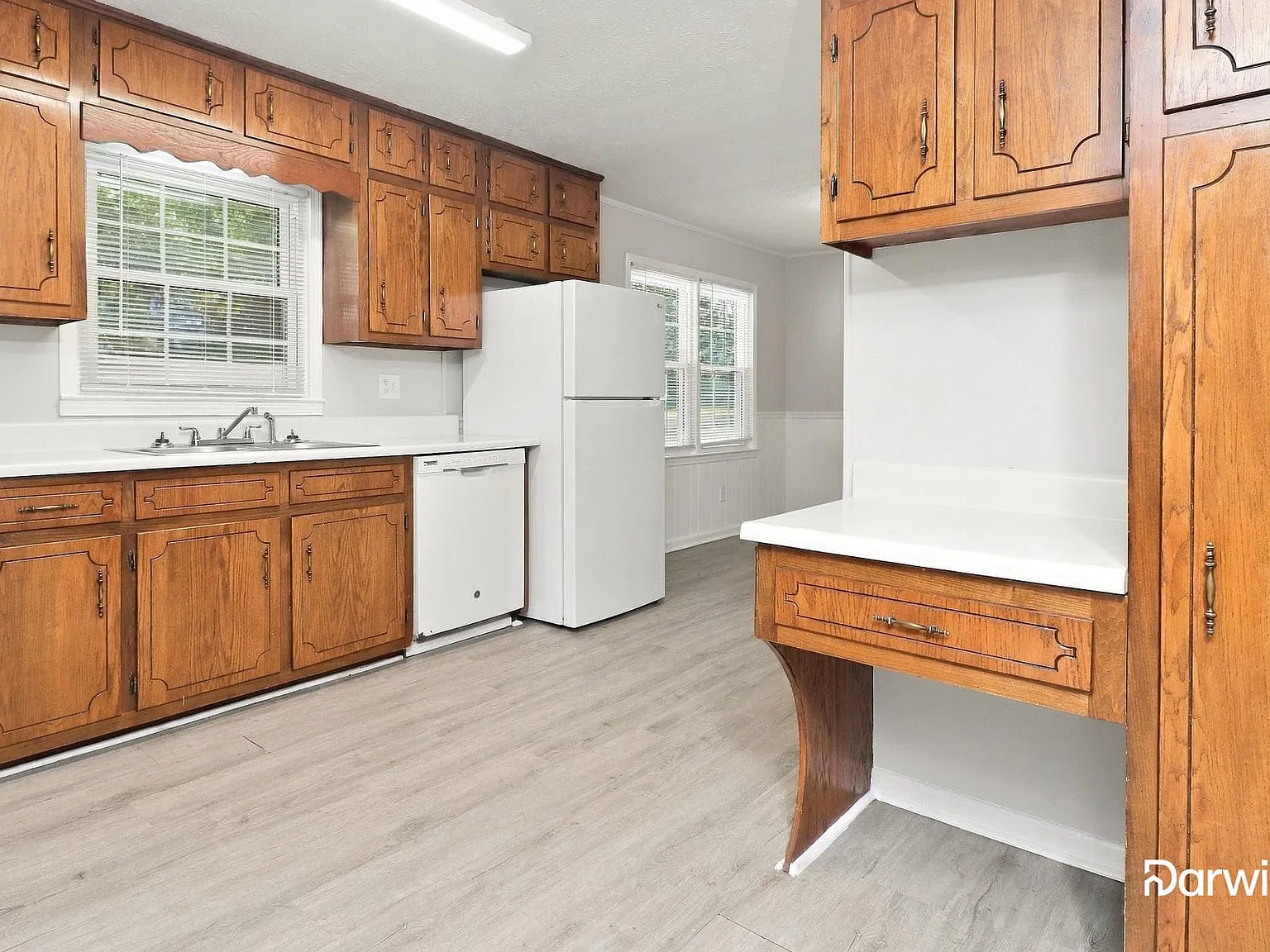 3 bed, 2.0 bath, 1939 sqft, $1,865 — Photo 3