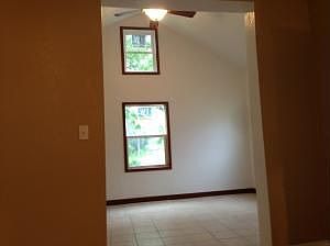 5th image of 1250 Halstead St