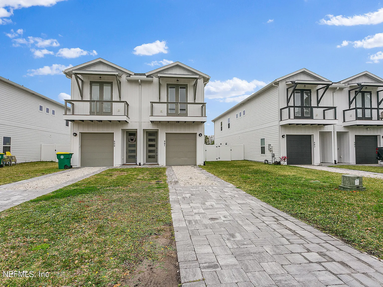 4 bed, 2.5 bath, 1869 sqft, $3,445 — Photo 2