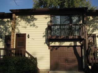 276 Old Elm Dr #276, Bolingbrook, IL 60440