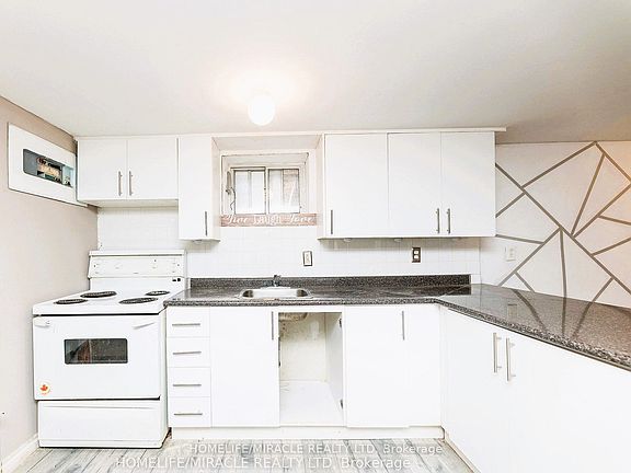 5th image of 1251 Warden Ave #Basement
