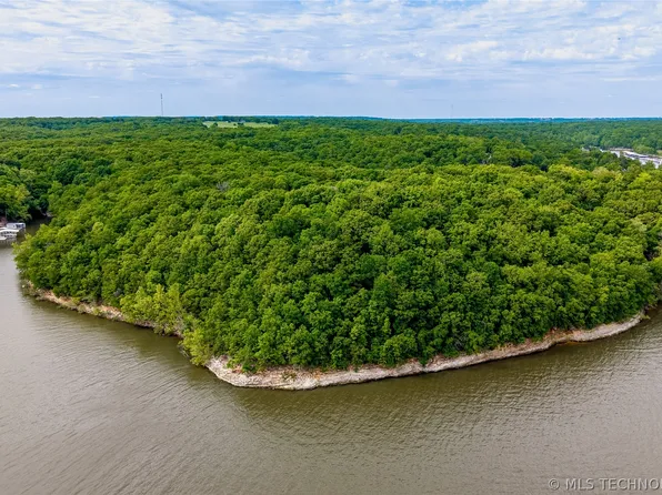 Lakeside Dr, Afton, OK 74331