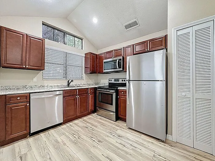 5392 Rocking Horse Pl — Photo 2