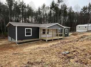 246 Wood Ln, Hillsville, VA 24343