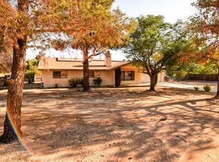 15166 Sycamore St, Hesperia, CA 92345