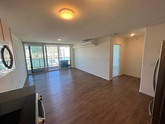3rd image of 1631 Kapiolani Blvd APT 2305