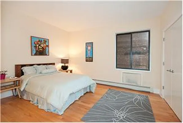 Sold by Mark David | media 32