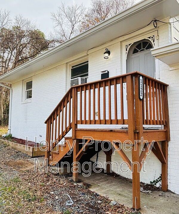 1st image of 1122 Drew St