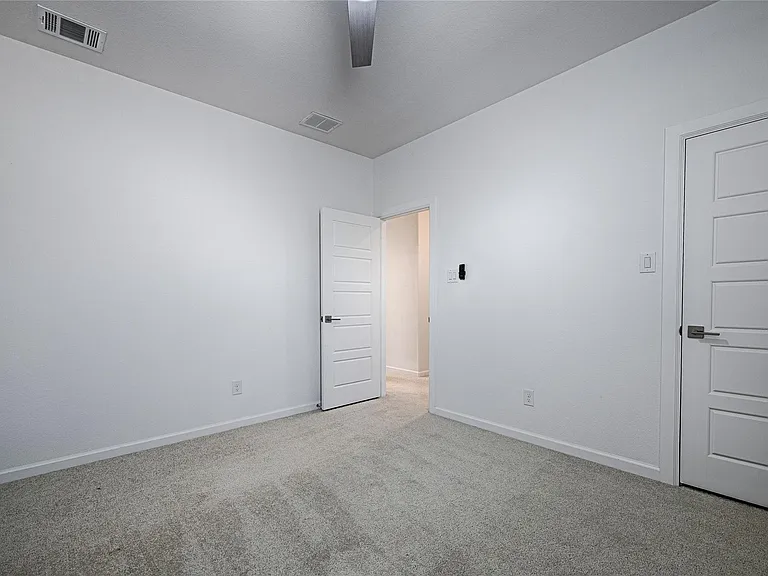3511 Clara Dr — Photo 25