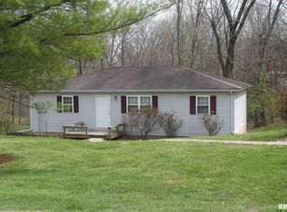 16 Butler Ln, Makanda, IL 62958