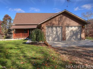 2302 NW Musson Rd, Stanton, MI 48888