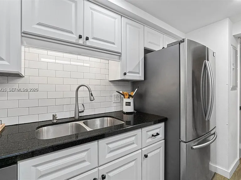 149 NW 70th St #101C — Photo 8