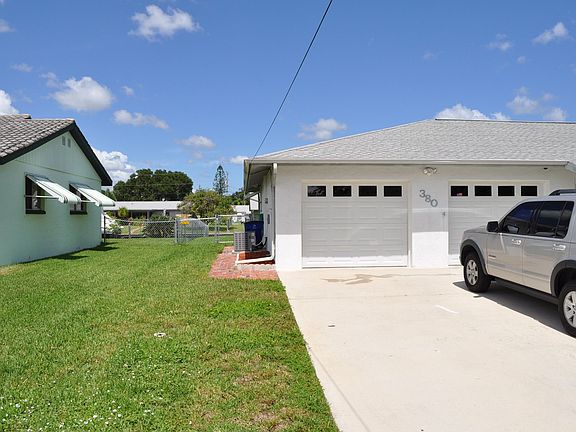 2nd image of 380 Bamboo Dr