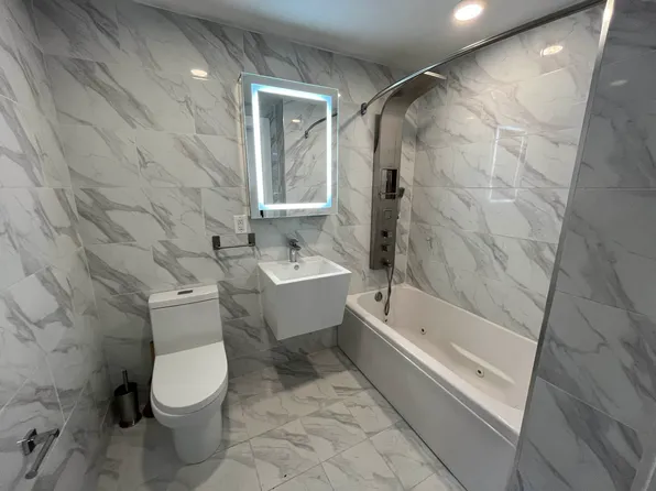 874 Willoughby Avenue image 7 of 9