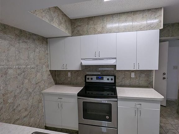 3rd image of 20810 San Simeon Way APT 101