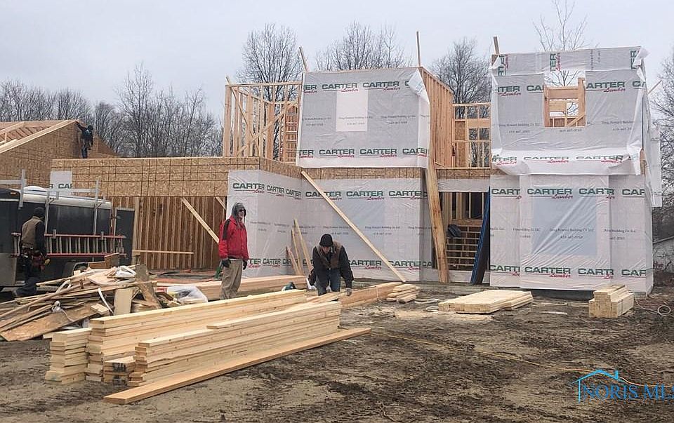 2nd image of 501 Hidden Village Ln
