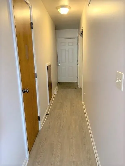 2 bed, 1.5 bath, 1140 sqft, $1,200 — Photo 3