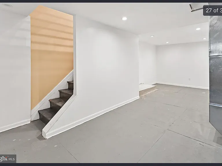 3045 N Carlisle St — Photo 17