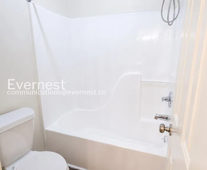1592 King James Dr — Photo 28