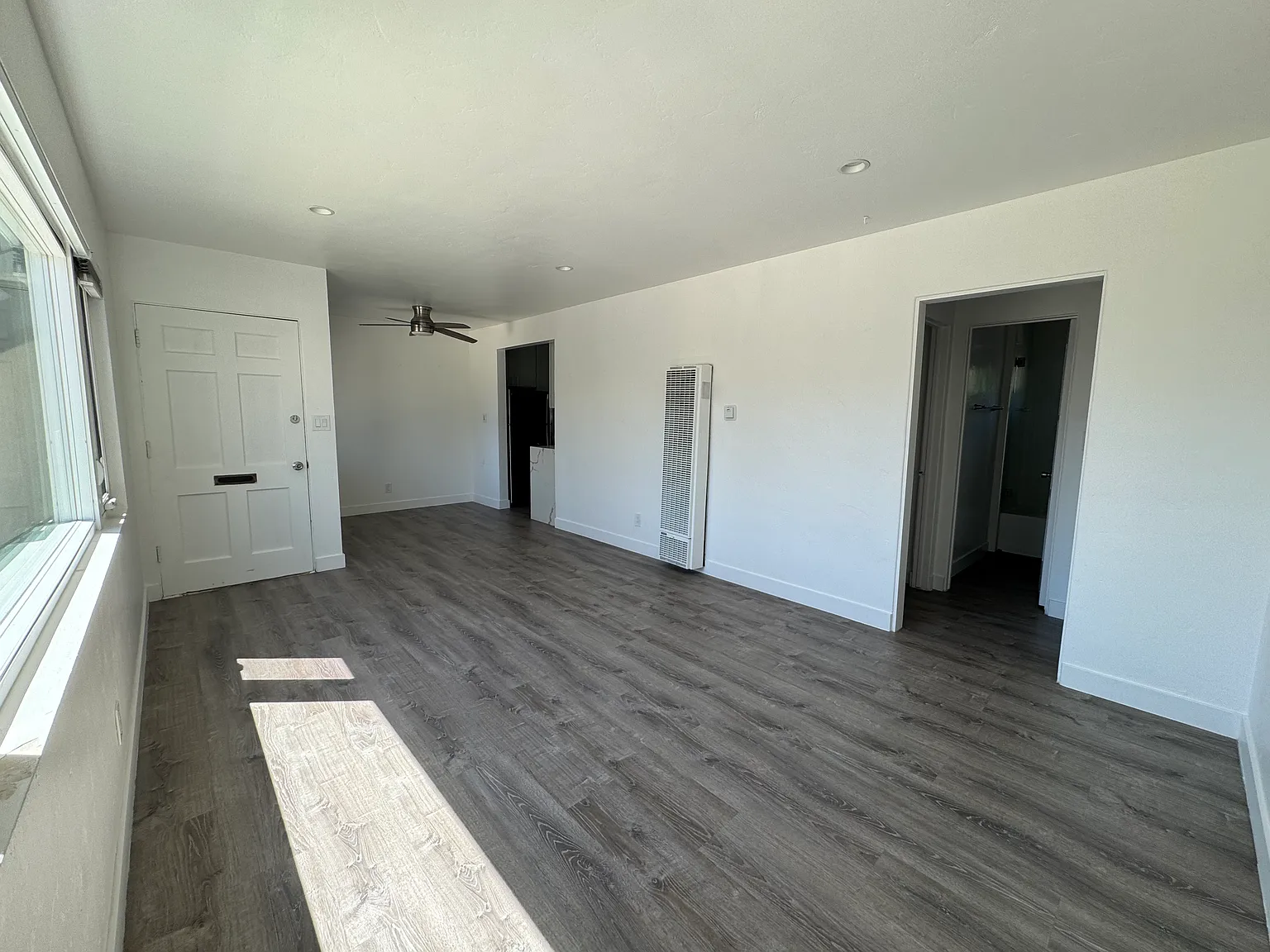 1 bed, 600 sqft, $3,000 — Photo 3
