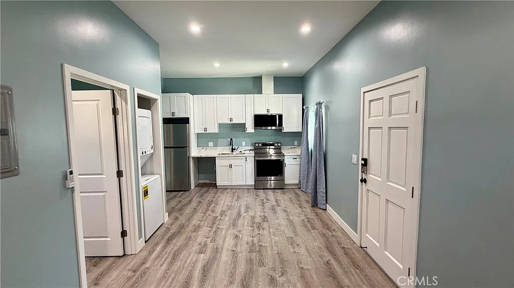 1 bed, 526 sqft, $2,295 — Photo 2