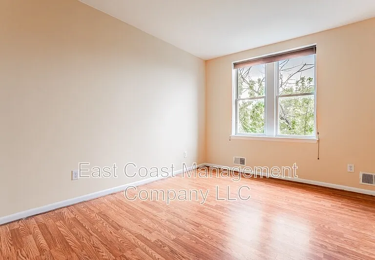 1502 E Baltimore St #2 — Photo 16