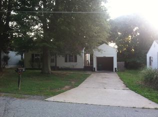 1404 Valley Ridge Dr, High Point, NC 27260