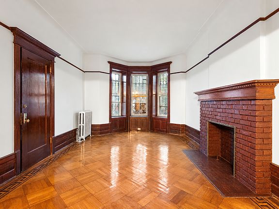 2nd image of 1070 Carroll St #1