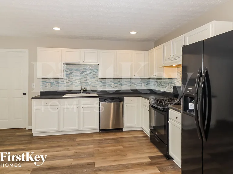 8335 River Hill Commons Dr — Photo 9