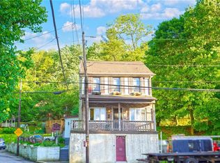 100 Orwigsburg St, Tamaqua, PA 18252