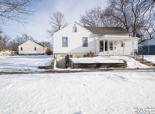 306 N Main Ave, Hartford, SD 57033