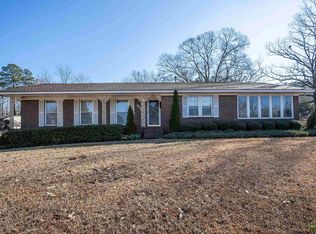 1144 Lake Dr SE, Bessemer, AL 35022