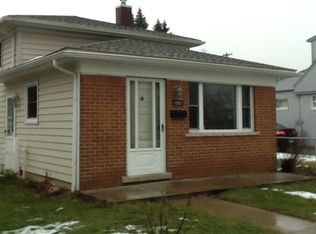 1592 Dee St, Wyandotte, MI 48192