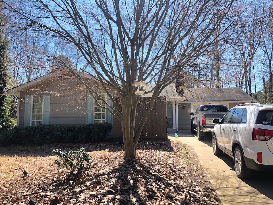 1st image of 1667 Dogwood Trl