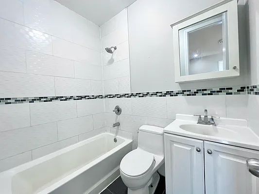 Rented by Pear NYC LLC | media 7