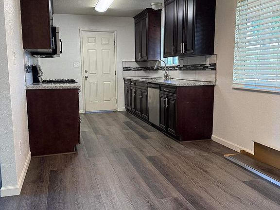 4th image of 998 W Bardsley Avenue