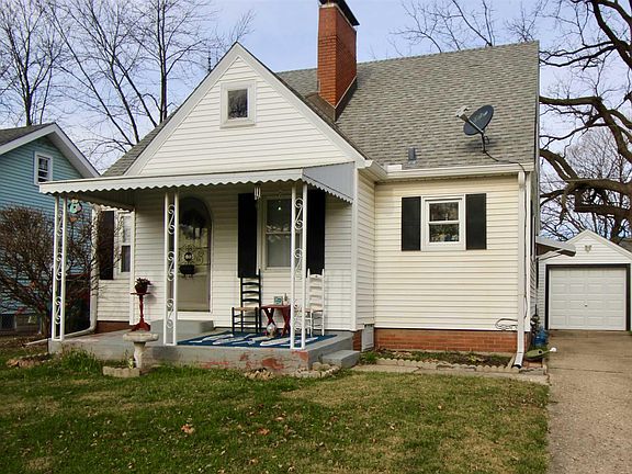 2nd image of 2515 W Downs Cir
