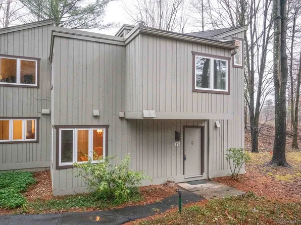 6 Lyle Court #F, Farmington, CT 06032