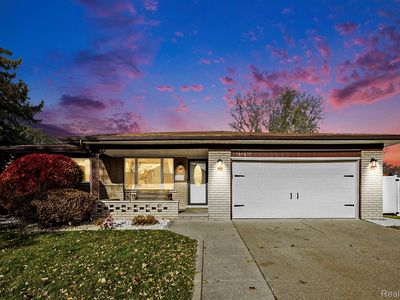 30680 Manor Dr, Madison Heights, MI, 48071